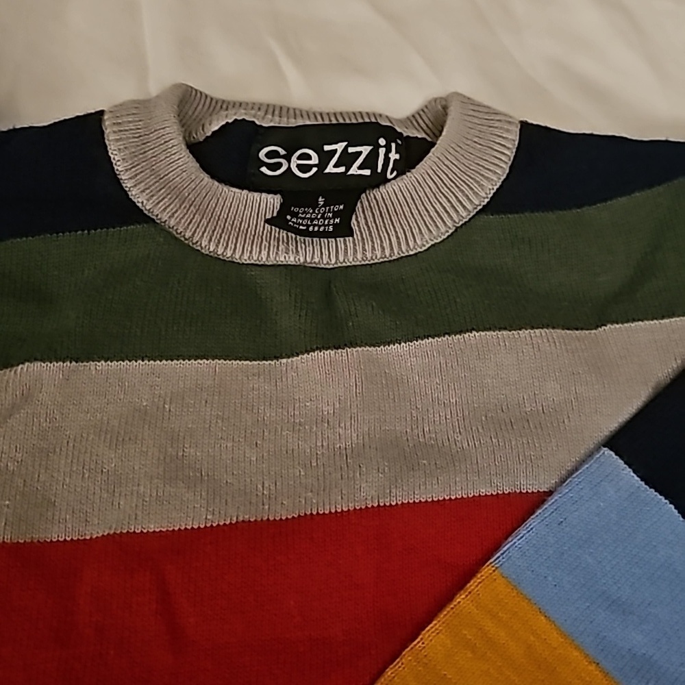 Boys multi color stripe knitted sweater size 7 - Picture 2 of 4